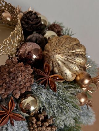 První nakouknutí na vánoční dekorace z mojí dílničky ❤️ Kdo se těší?